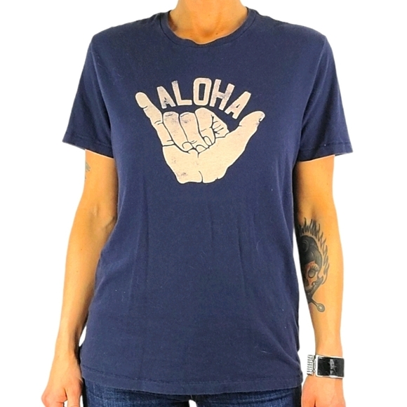 GAP Tops - Gap ALOHA Cotton Short Sleeve Tee Shirt Size Small Dark Blue